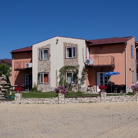 Club De Vacanta Corabia Piratilor-Mamaia Nord Нэводари Экстерьер фото